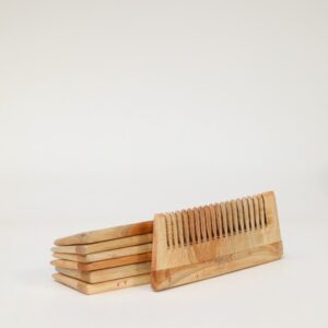 wooden comb1